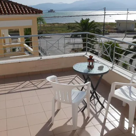 With The View Of Palamidi And Bourtzi Tatil Evi