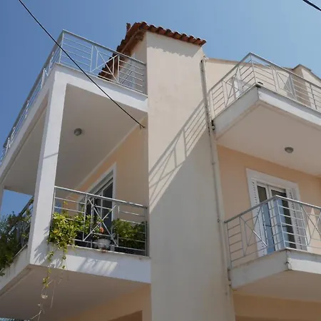 With The View Of Palamidi And Bourtzi Holiday home *