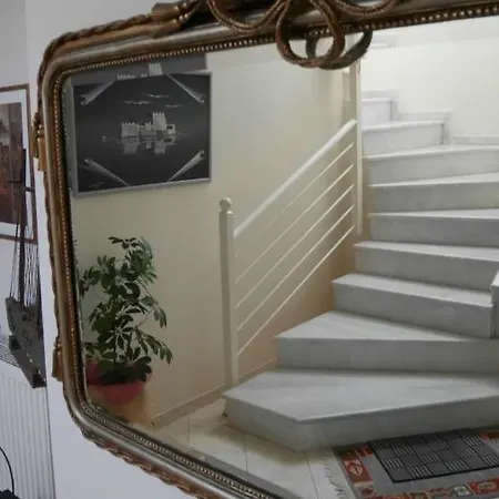 With The View Of Palamidi And Bourtzi Σπίτι διακοπών *