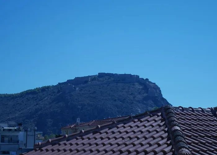 Vakantiehuis With The View Of Palamidi And Bourtzi *