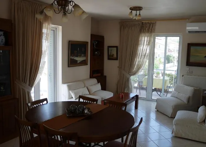 Vakantiehuis With The View Of Palamidi And Bourtzi *